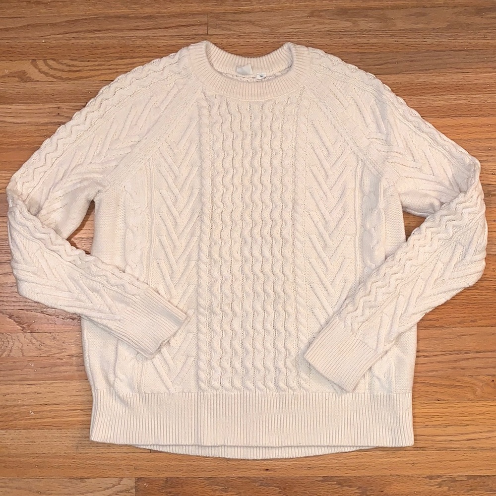 Crew Neck Cable Sweater